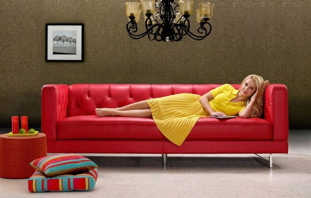 Divano 3 posti in pelle rosso modello Cartier